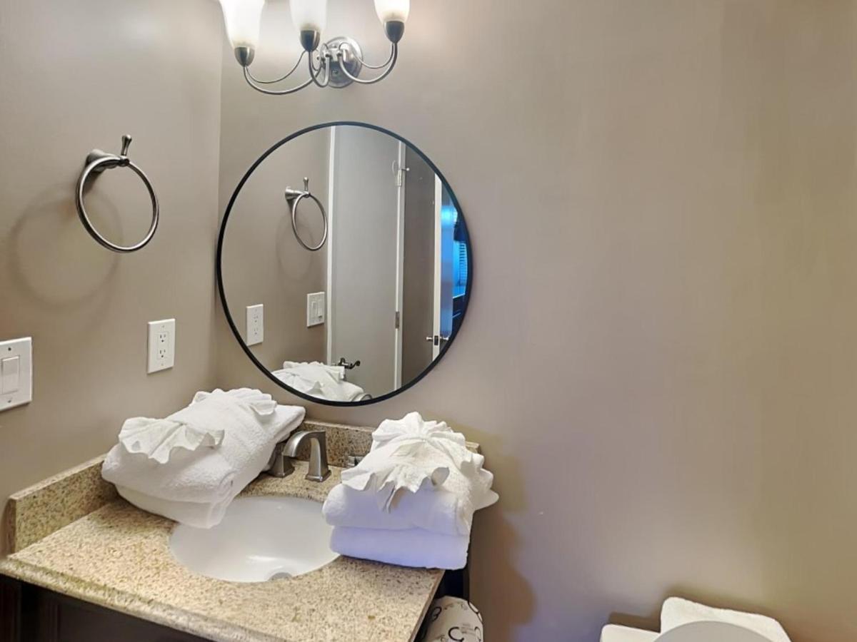 Edgewater Tower I 107 Apartment *
